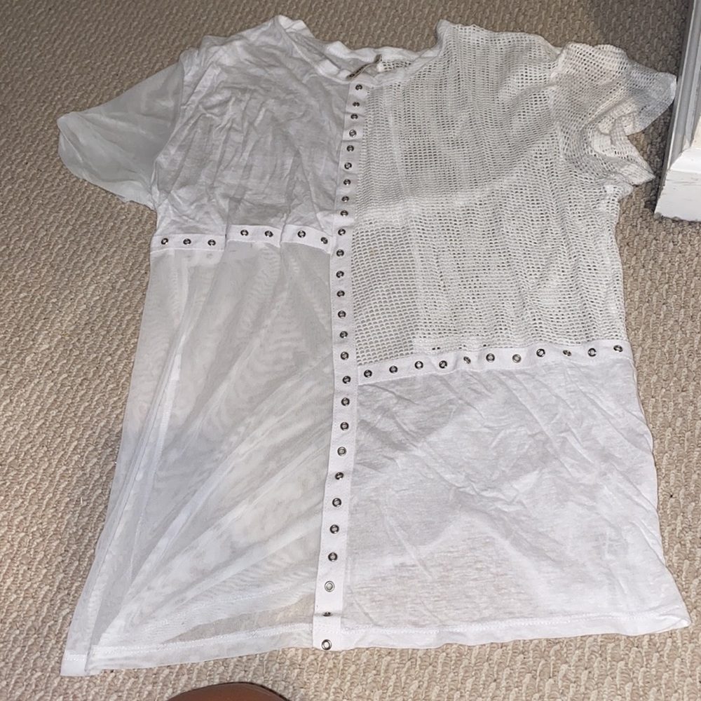 Emma & Sam Mesh Tee Size M